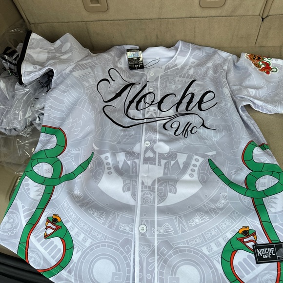 UFC Noche 24 button up Jersey - Picture 2 of 3